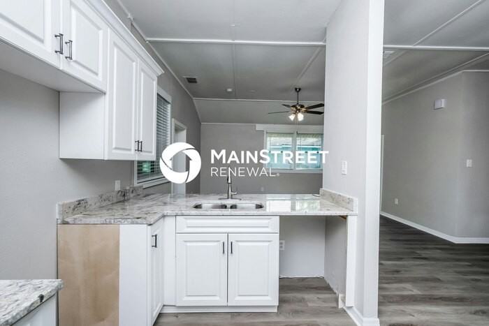 4007 East Osborne Avenue - Photo 7 of 16