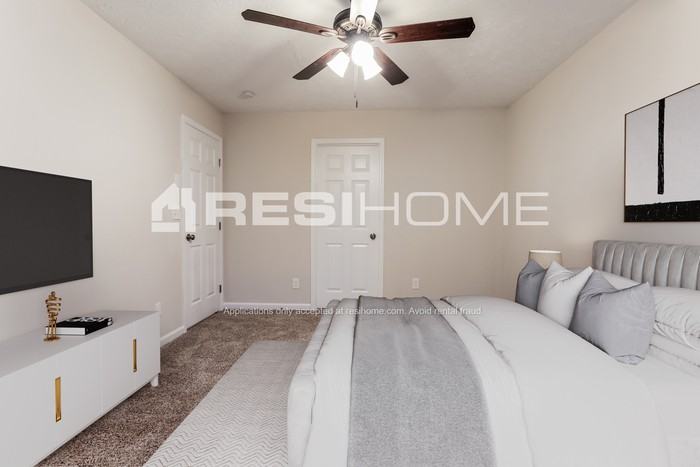 793 Ashley Ln - Photo 7 of 19