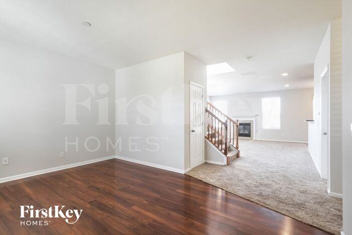 12410 Guy Way - Photo 2 of 15