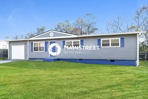 featured image of 1135 Pontiac Cir