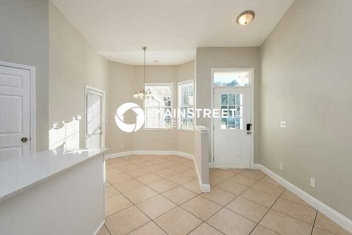 3300 West Hickman Avenue - Photo 3 of 16