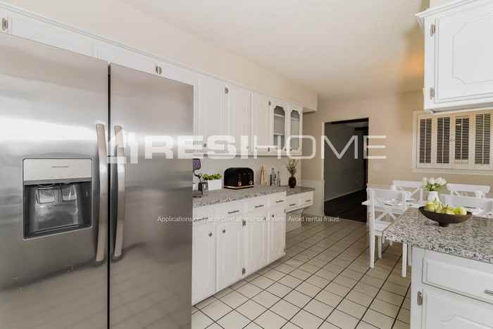 8709 Candlewood Dr - Photo 3 of 20