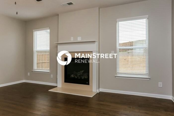 32 Maple Grove Dr - Photo 2 of 17