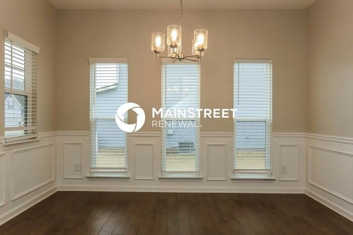 32 Maple Grove Dr - Photo 4 of 17
