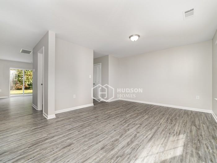 926 River Trail Rd - Photo 5 of 24