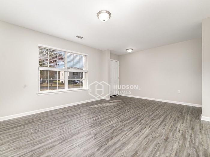 926 River Trail Rd - Photo 6 of 24