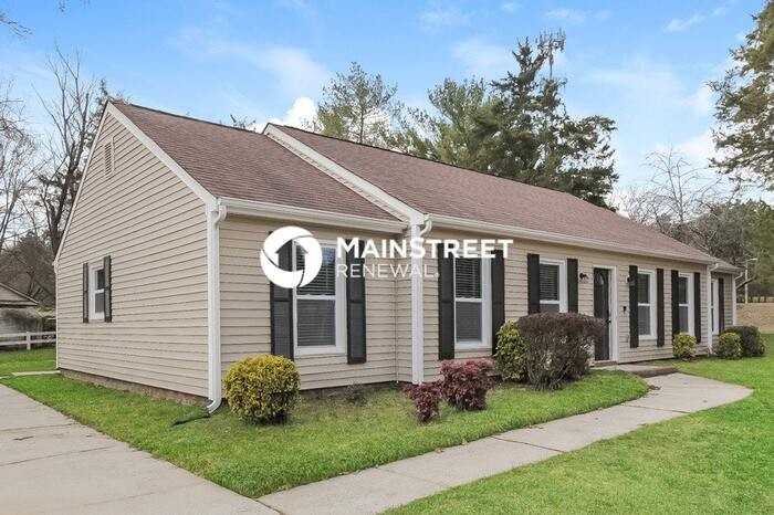 7700 Hickory Hollow Ln - Photo 3 of 16