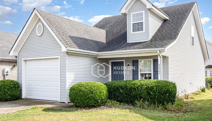 5041 Cornelius Dr - Photo 4 of 19