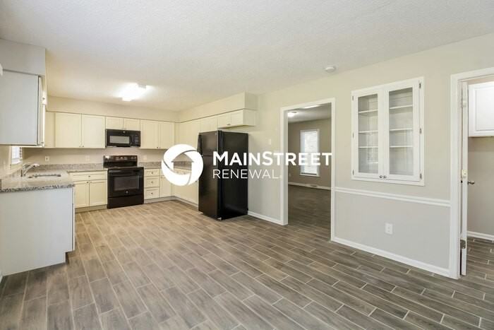 529 Regal Dr - Photo 7 of 18