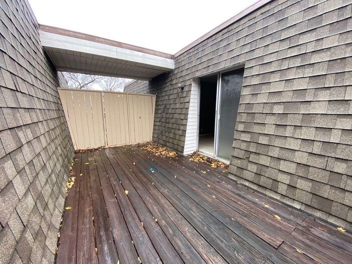 2097 Graybar Ln #C5 - Photo 7 of 38