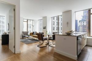 featured image of 126 Pearl St #16L