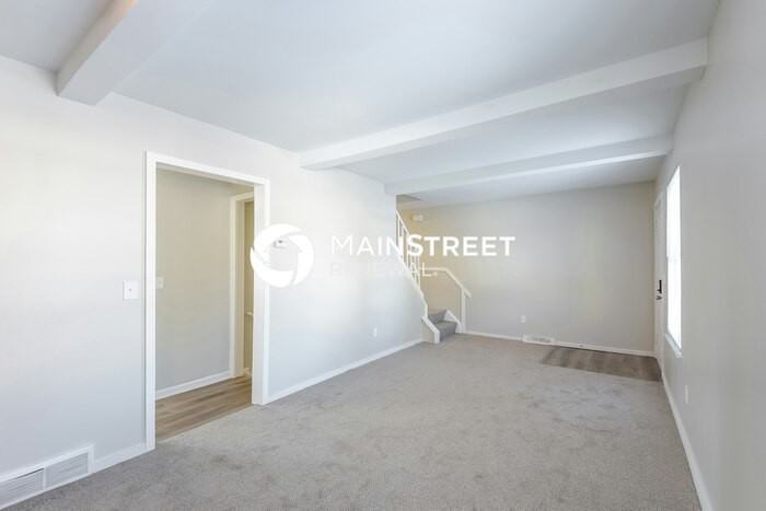 10552 West 106th Court - Photo 3 of 18