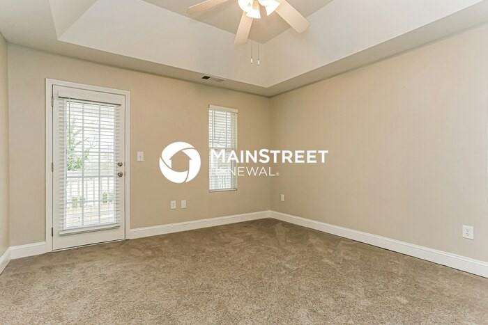 298 Delevan St Sw - Photo 7 of 17