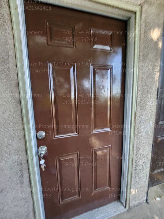 3017 Potomac Ave #8 - Photo 2 of 16