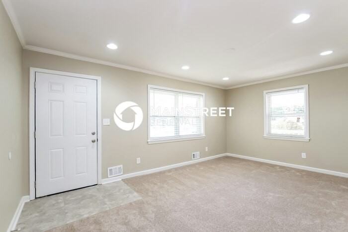 2309 Omaha Rd Sw - Photo 2 of 15