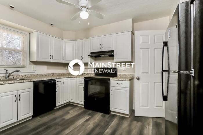 15 Spring Drive - Photo 5 of 16