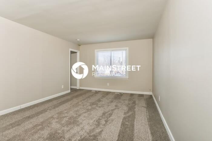 15 Spring Drive - Photo 6 of 16