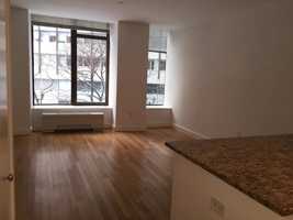 featured image of Hanover Sq #15Q