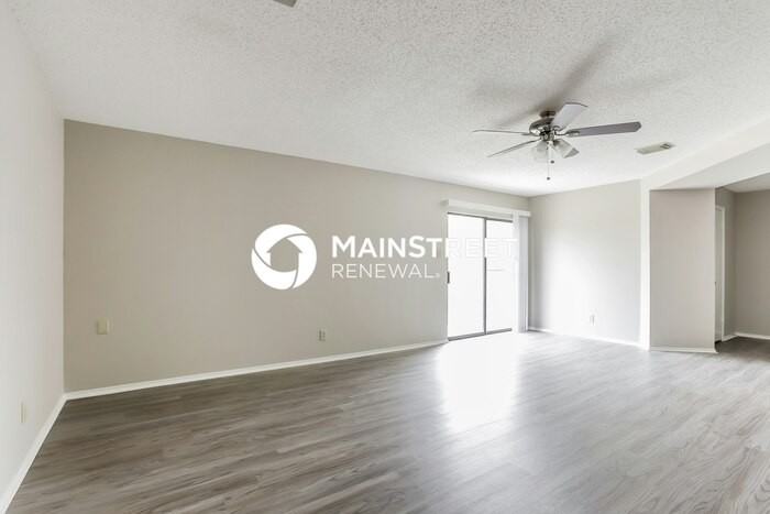 6303 Beech Trail Dr - Photo 6 of 15