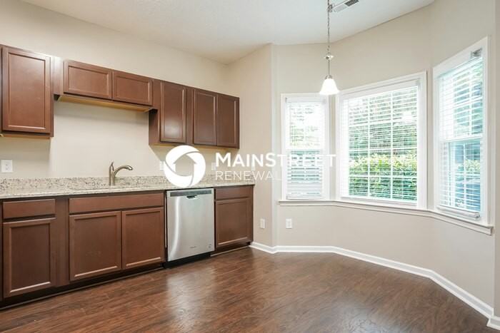 6014 River Lake Cir - Photo 5 of 10