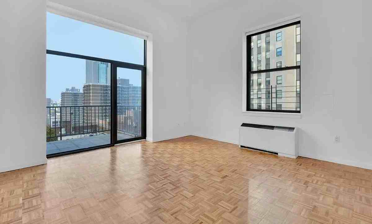 John St #1206 - Photo 3 of 6