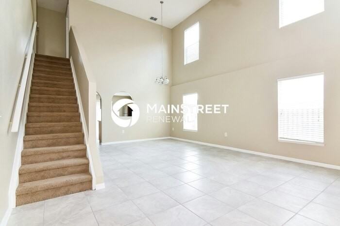 2037 Whispering Trails Boulevard - Photo 4 of 15