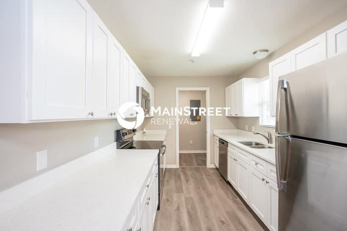 284 Grove Rd - Photo 5 of 14