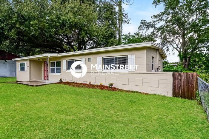 3125 Wallington Drive - Photo 2 of 16