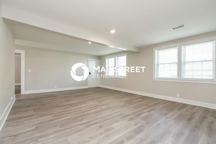 4279 Sweden Dr - Photo 3 of 16