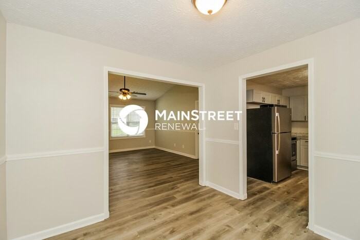 4336 Hillview Dr - Photo 5 of 16