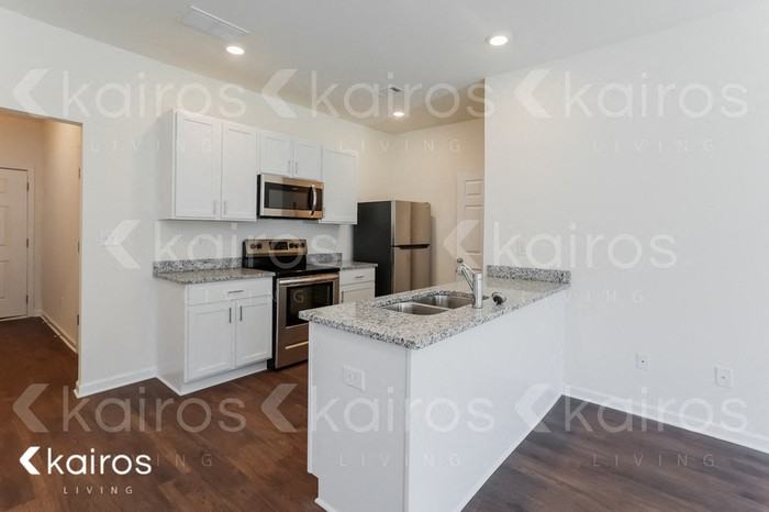 114 Dudley Way Sw - Photo 5 of 18