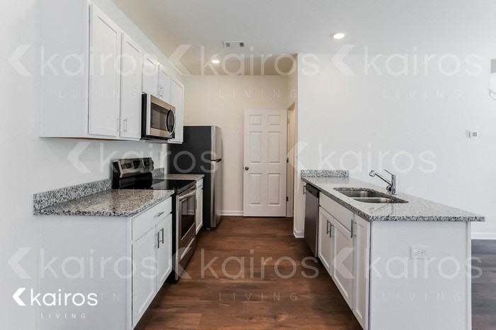 114 Dudley Way Sw - Photo 6 of 18