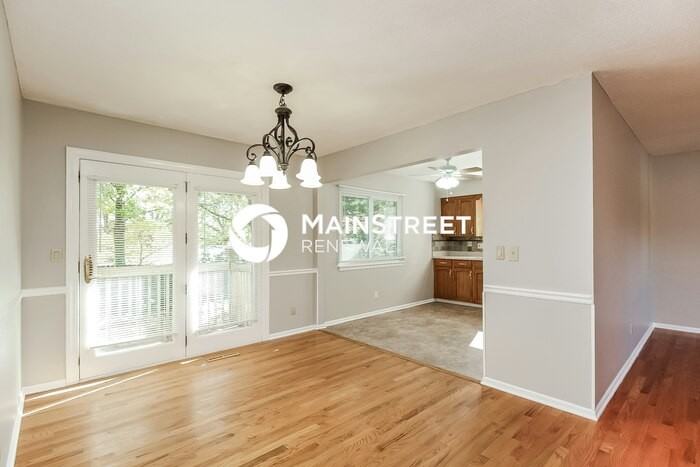 5221 N Wyandotte St - Photo 4 of 17