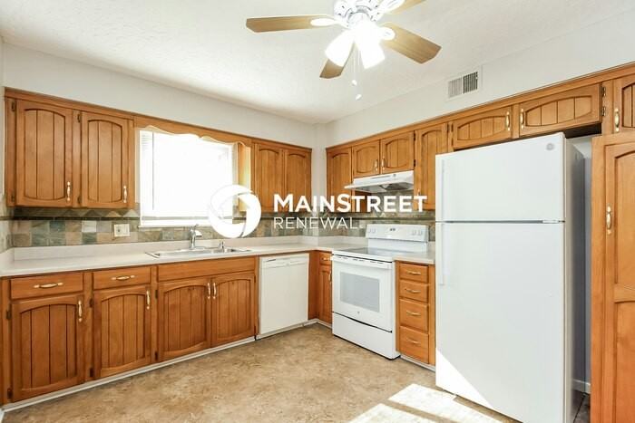 5221 N Wyandotte St - Photo 5 of 17