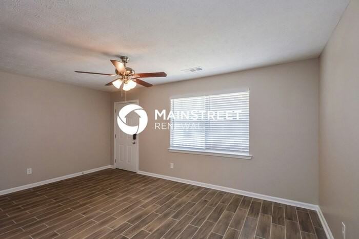 15 Ashley Dr - Photo 2 of 16