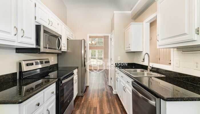 2606 Mercer Place - Photo 7 of 20