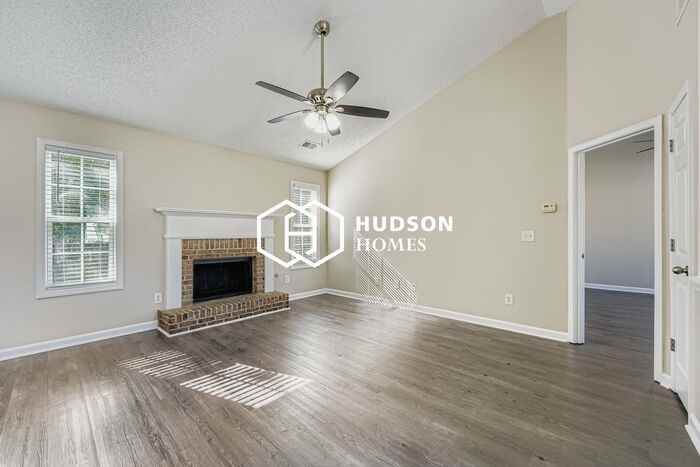 315 Rosemont Ct - Photo 7 of 31