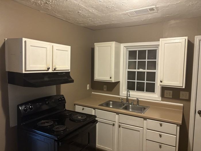 1849 Cannon St #A - Photo 4 of 7