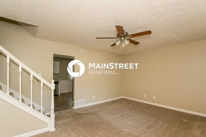 684 Lookout Ct - Photo 2 of 15