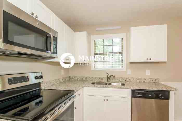 684 Lookout Ct - Photo 6 of 15