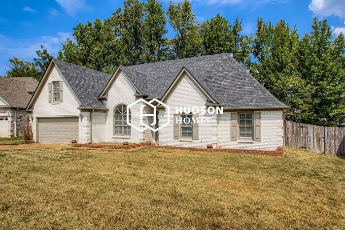 9078 Fenmore Cove - Photo 4 of 31