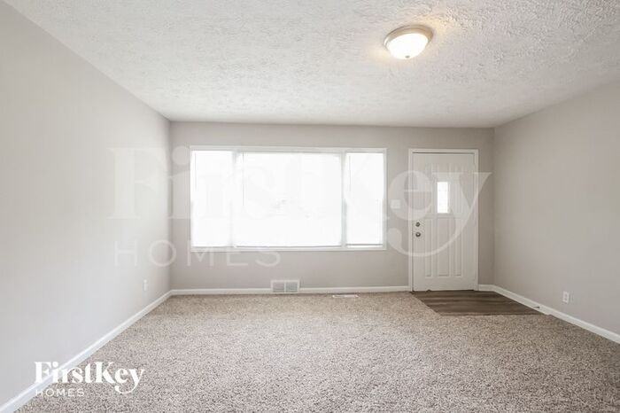 35 Lauck Ln - Photo 3 of 15