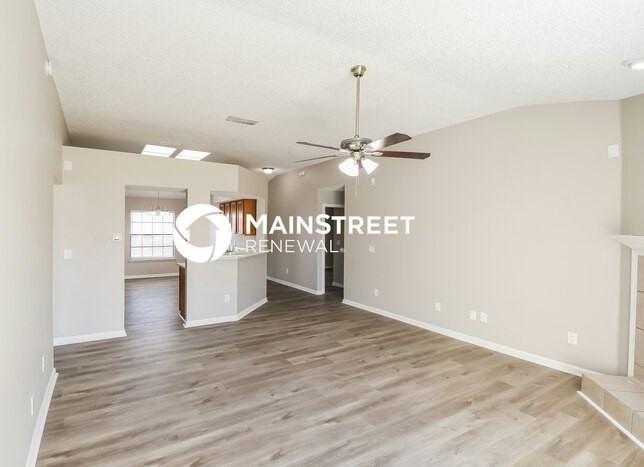 542 Ashcroft Landing Dr - Photo 2 of 16