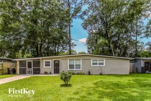 featured image of 1056 Busac Ave