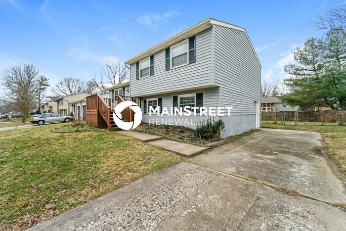 731 Saratoga Dr - Photo 3 of 18