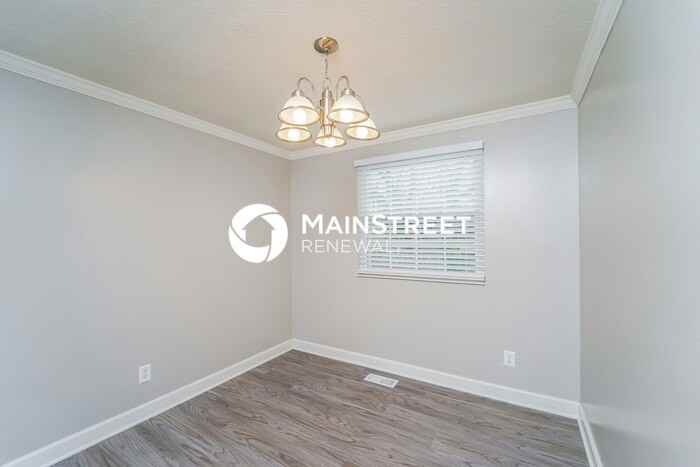 731 Saratoga Dr - Photo 6 of 18