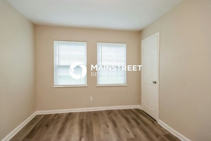 24118 Grey Fox Dr - Photo 7 of 16