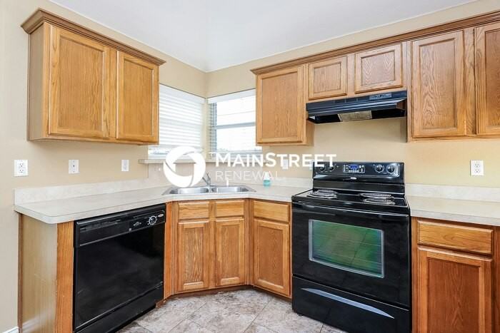 113 Currie Ct - Photo 7 of 16