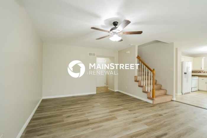 1017 Providence Pointe Dr - Photo 4 of 17