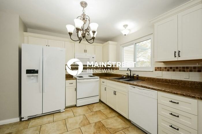 1017 Providence Pointe Dr - Photo 7 of 17